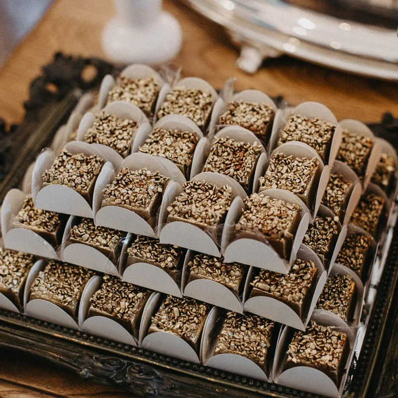 Doces finos de chocolate para casamento | Ateliê Le Malu